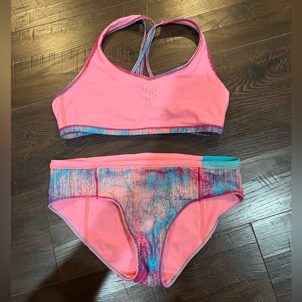 Ivivva swimsuit for girls!!